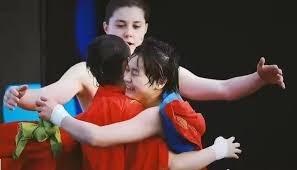 🚨 国际米兰主席马洛塔确认：邓弗里斯将伤缺两个月，我们正就若昂·坎塞洛的转会进行谈判。 由于邓弗里斯的缺席，我们需要在右后卫位置寻找解决方案。 来源：转会专家罗马诺